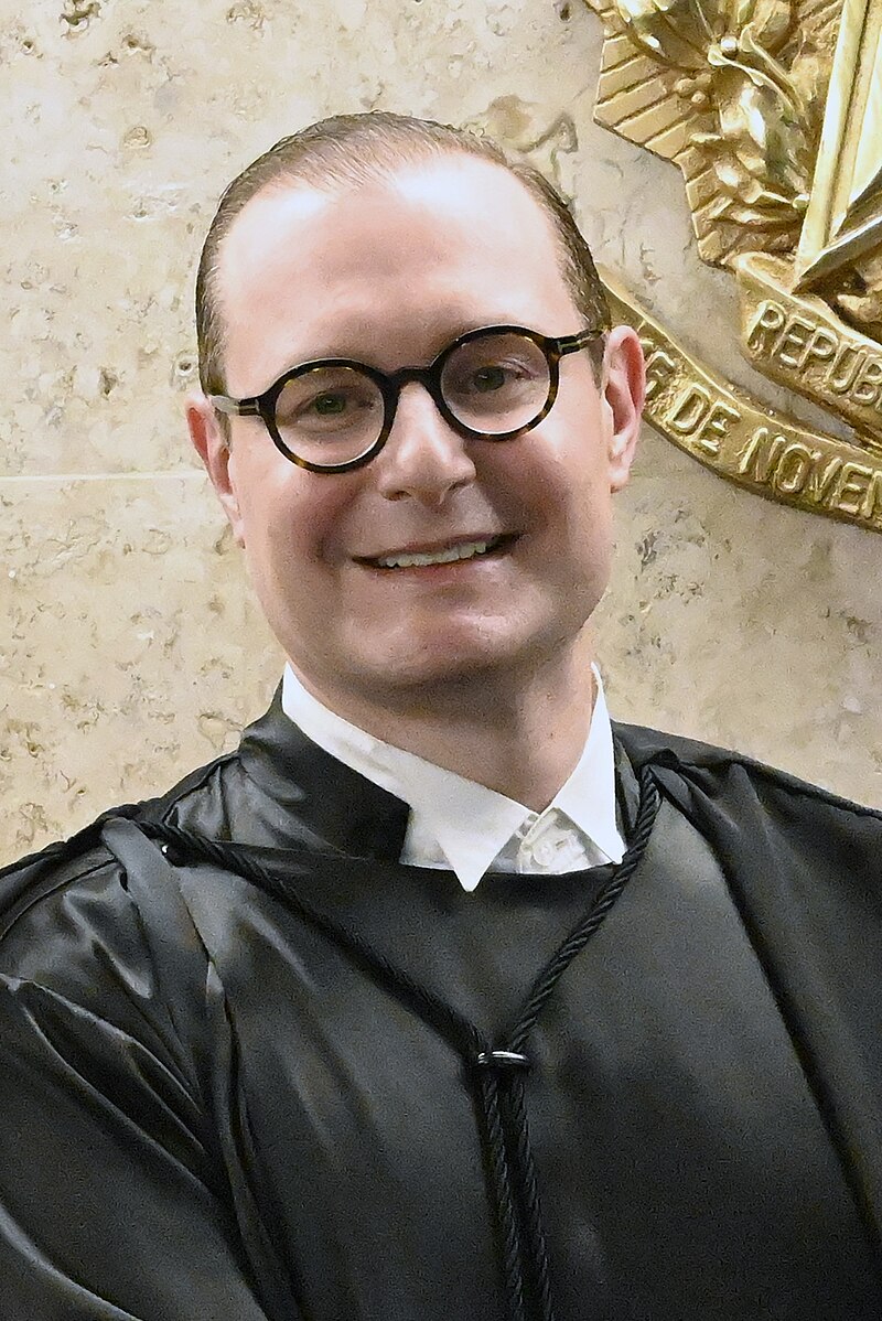 Estado de Minas: Marco Temporal é a “lei do Arame farpado” nas terras indígenas.